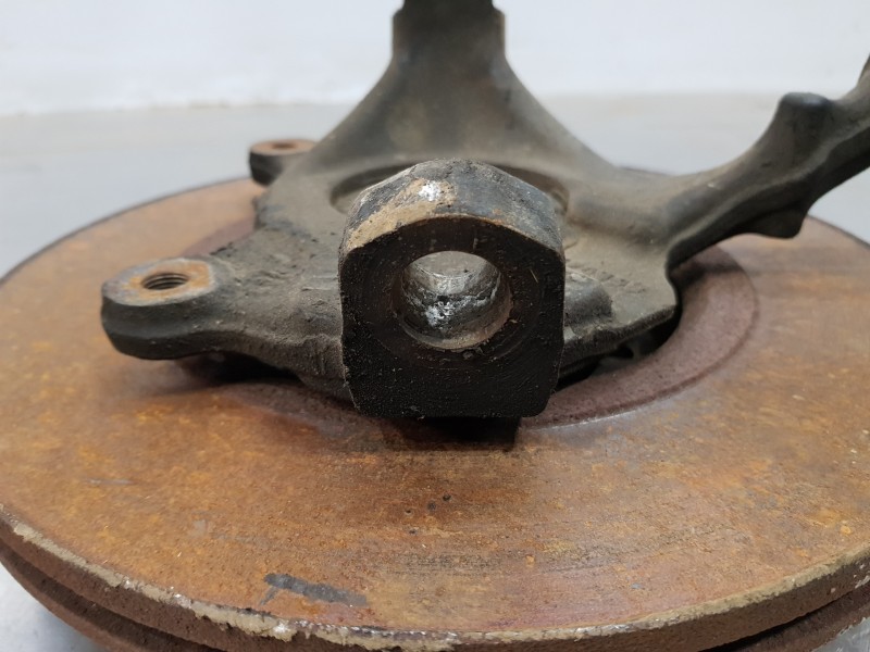 Recambio de mangueta delantera derecha para nissan primastar (x..) furgón referencia OEM IAM 4001400Q0F  