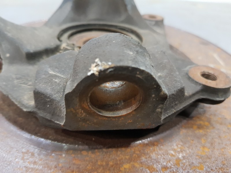 Recambio de mangueta delantera izquierda para nissan primastar (x..) furgón referencia OEM IAM 4001500Q0F  