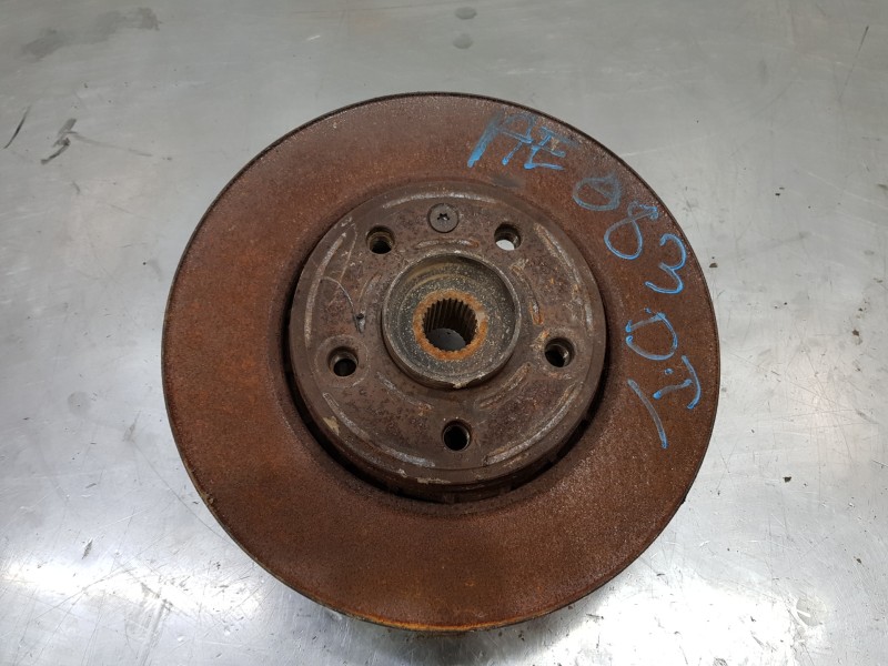 Recambio de mangueta delantera izquierda para nissan primastar (x..) furgón referencia OEM IAM 4001500Q0F  