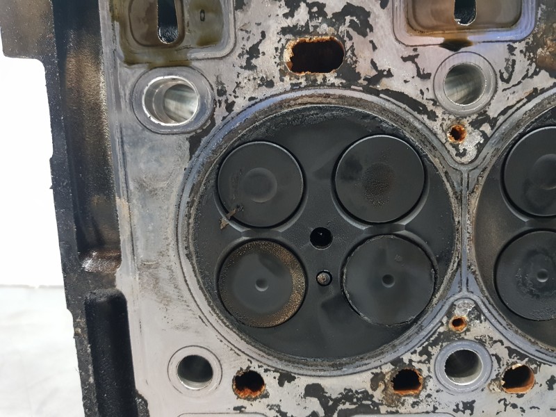 Recambio de culata para renault master ii phase 2 caja cerrada furgón referencia OEM IAM 7701476952  