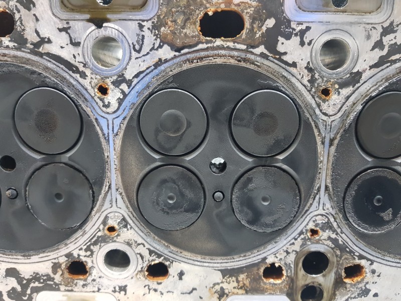 Recambio de culata para renault master ii phase 2 caja cerrada furgón referencia OEM IAM 7701476952  