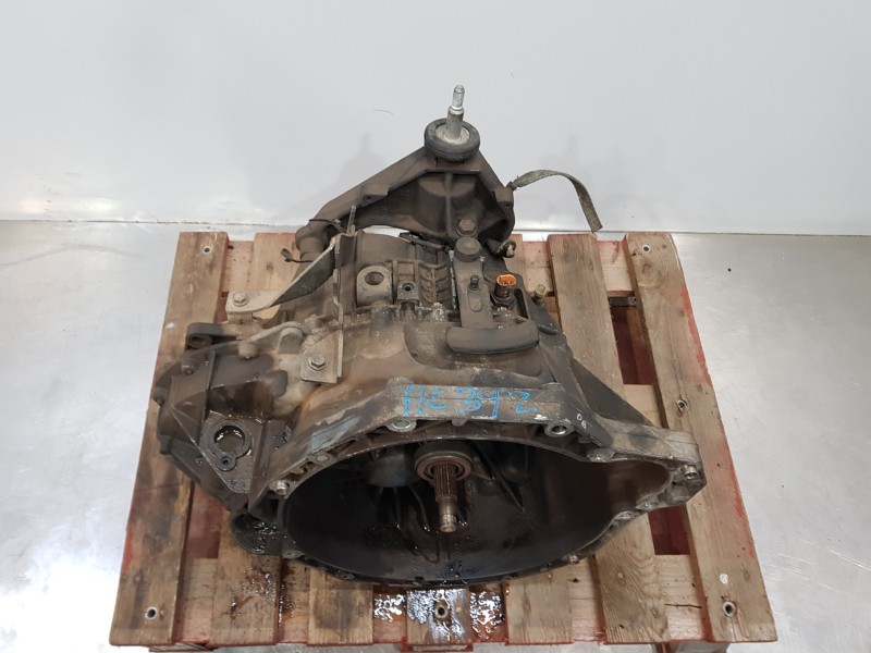 Recambio de caja cambios para renault master ii phase 2 caja cerrada furgón referencia OEM IAM 7701478240 PK5021 