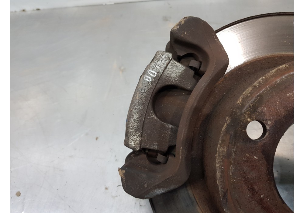 Recambio de pinza freno trasera derecha para renault master ii phase 2 caja cerrada furgón referencia OEM IAM 7701208037  