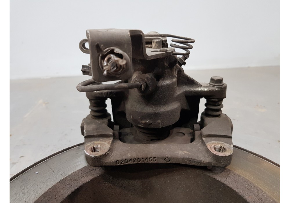 Recambio de pinza freno trasera derecha para renault master ii phase 2 caja cerrada furgón referencia OEM IAM 7701208037  