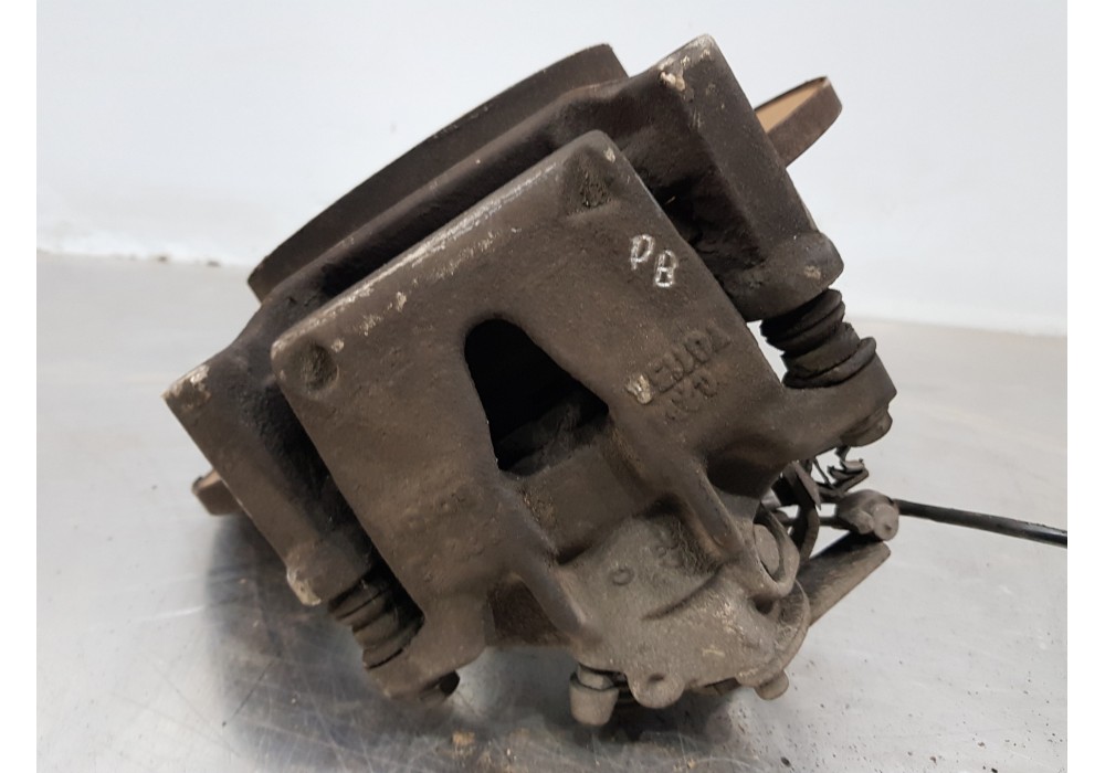 Recambio de pinza freno trasera izquierda para renault master ii phase 2 caja cerrada furgón referencia OEM IAM 7701208036  