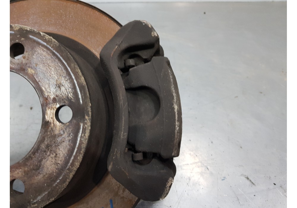 Recambio de pinza freno trasera izquierda para renault master ii phase 2 caja cerrada furgón referencia OEM IAM 7701208036  