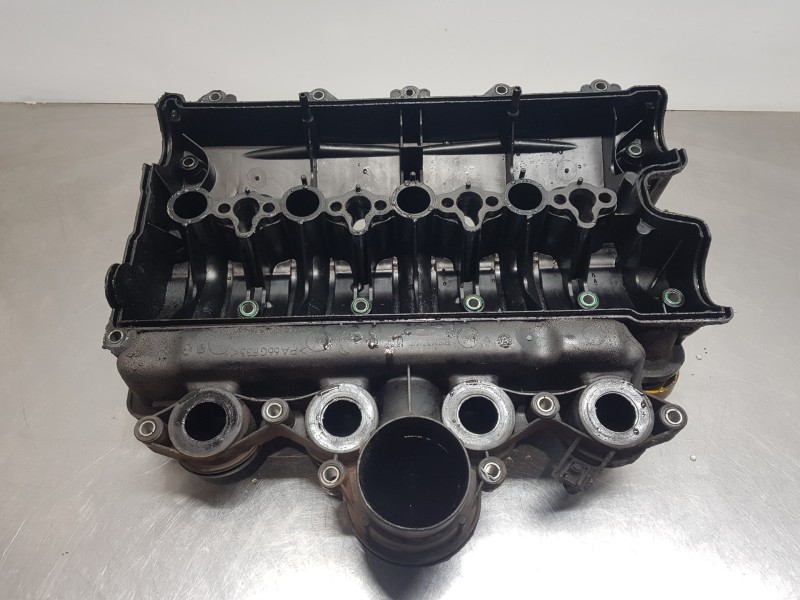 Recambio de tapa balancines para renault master ii phase 2 caja cerrada furgón referencia OEM IAM 8200277372  