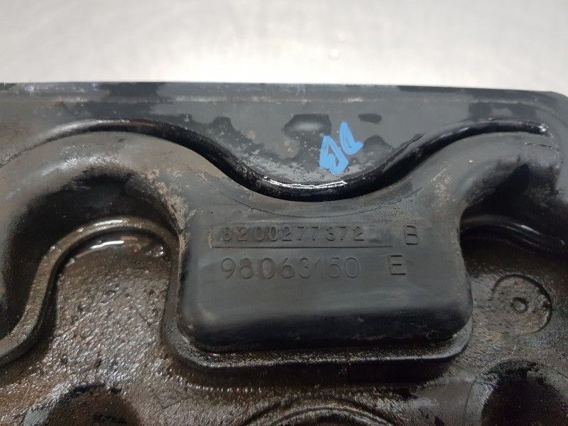 Recambio de tapa balancines para renault master ii phase 2 caja cerrada furgón referencia OEM IAM 8200277372  