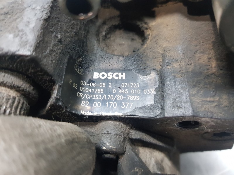 Recambio de bomba inyeccion para renault master ii phase 2 caja cerrada furgón referencia OEM IAM 8200170377 0445010033 