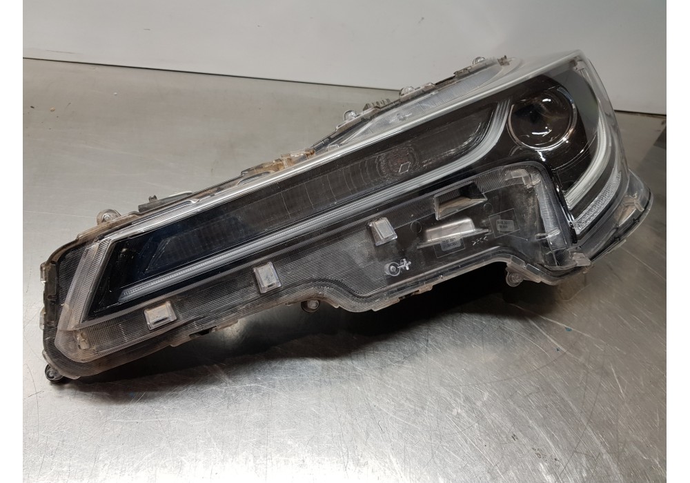 Recambio de faro izquierdo para toyota corolla touring sports (e21) hybrid referencia OEM IAM 8117002S70  