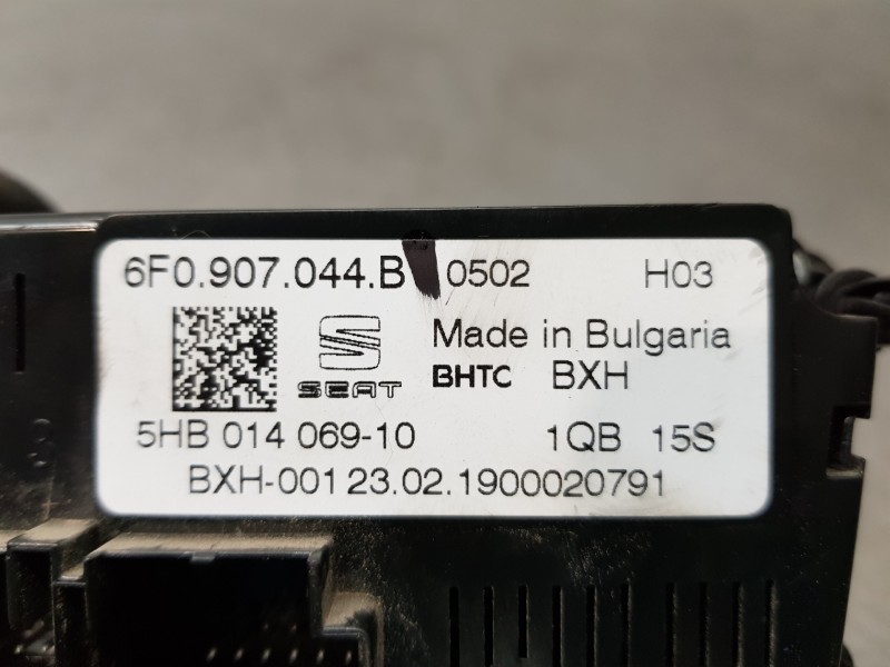 Recambio de mando climatizador para seat ibiza (kj1) style referencia OEM IAM 6F0907044D1QB 6F0907044D 