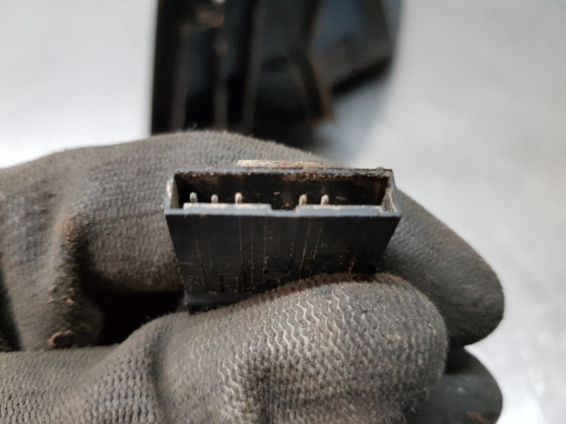 Recambio de retrovisor derecho para opel astra j lim. selective referencia OEM IAM 13308360  