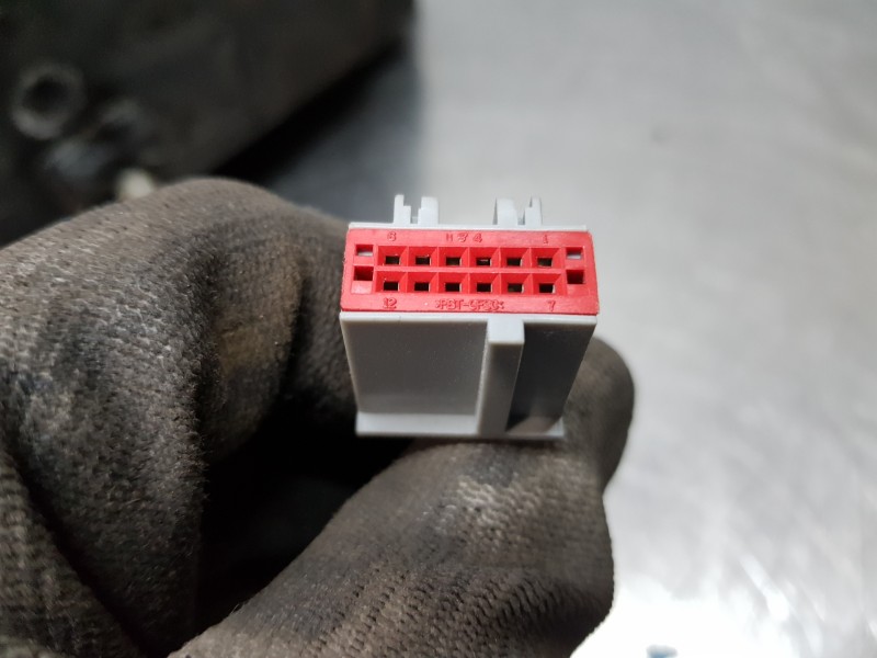 Recambio de retrovisor izquierdo para ford mondeo ber. (ca2) referencia OEM IAM 1581949  