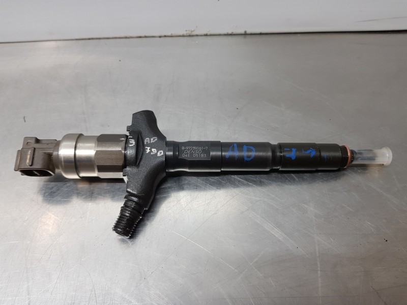 Recambio de inyector para opel signum hatchback referencia OEM IAM 8972391617  