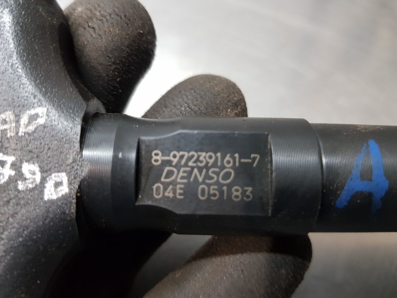 Recambio de inyector para opel signum hatchback referencia OEM IAM 8972391617  