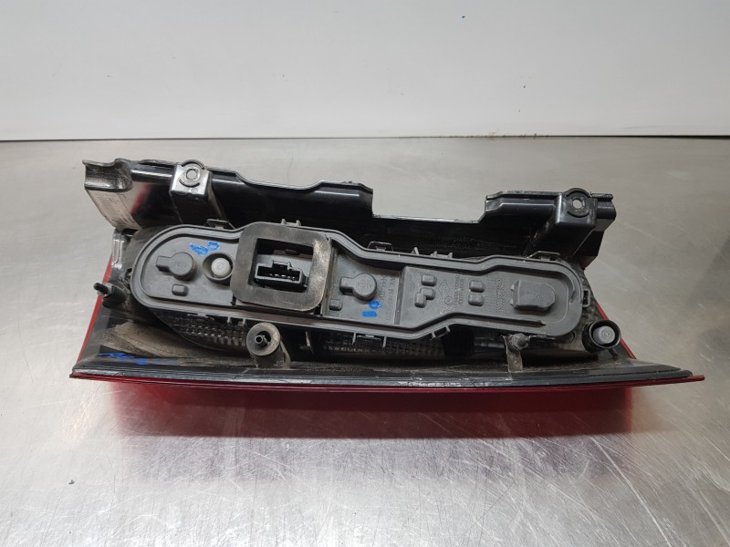 Recambio de piloto trasero izquierdo para dacia dokker acces referencia OEM IAM 265551619R  