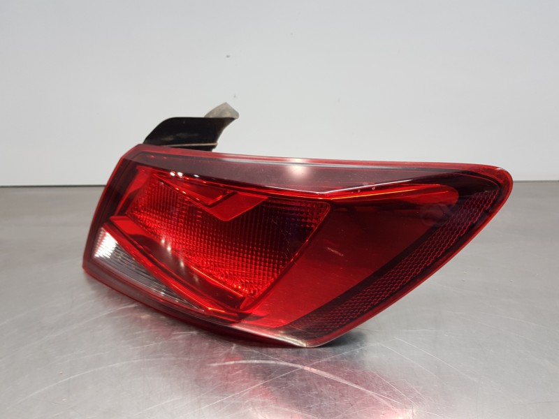 Recambio de piloto trasero derecho para seat leon (5f1) style referencia OEM IAM 5F0945096D  