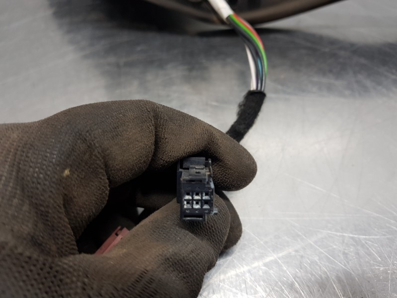 Recambio de retrovisor izquierdo para peugeot 2008 (p1) pure tech referencia OEM IAM 1611240680  