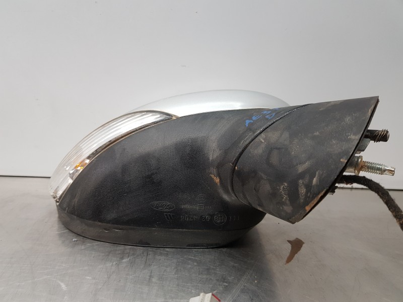 Recambio de retrovisor derecho para ford fiesta (ccn) confort referencia OEM IAM 2104865 C1BB17682DD 