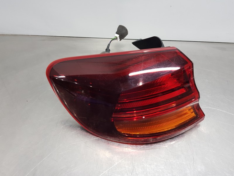 Recambio de piloto trasero izquierdo para kia ceed sportswagon hybrid referencia OEM IAM 92401J7100  