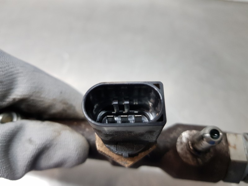 Recambio de rampa inyectora para ford transit custom kasten custom referencia OEM IAM HG9Q9D280AA  