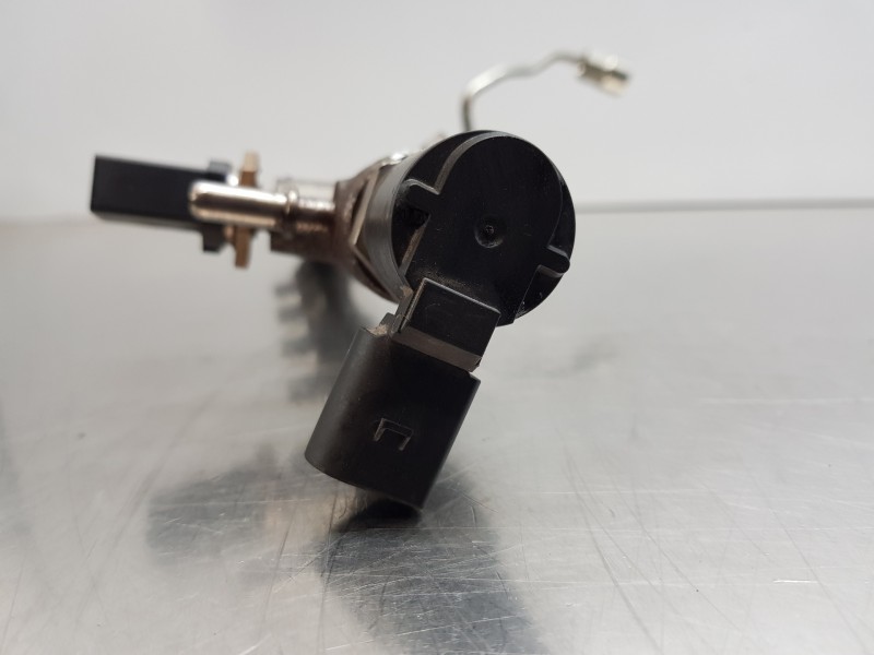 Recambio de rampa inyectora para ford transit custom kasten custom referencia OEM IAM HG9Q9D280AA  