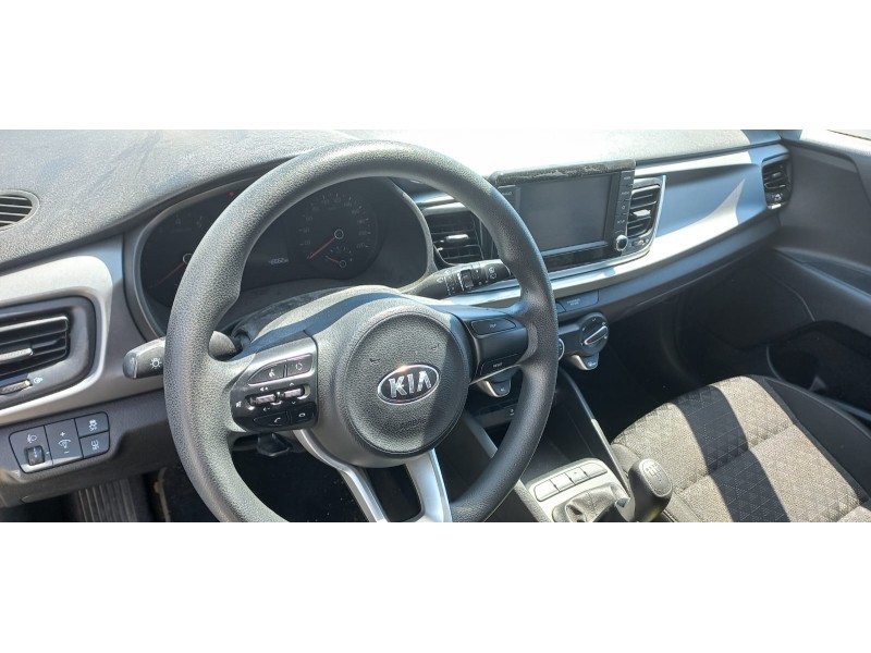 kia rio (yb) del año 2019