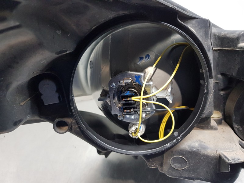 Recambio de faro izquierdo para peugeot 207 urban referencia OEM IAM 620895  