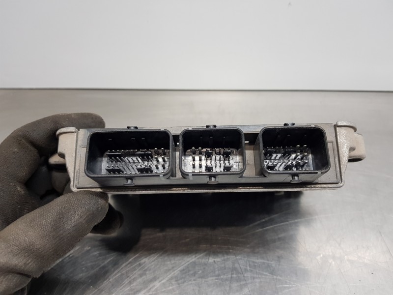 Recambio de centralita motor uce para peugeot 207 urban referencia OEM IAM 9665424480 8150138187 