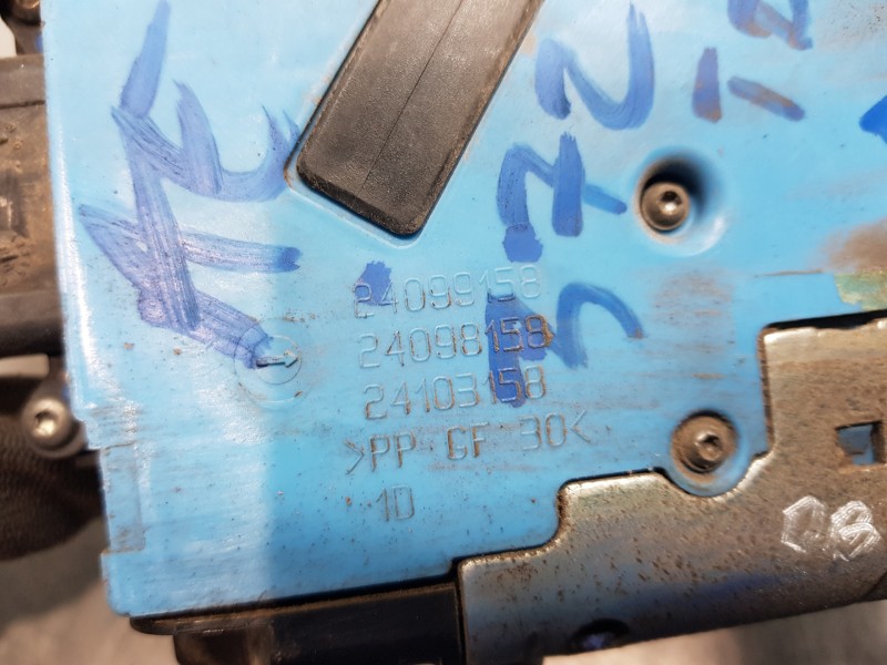 Recambio de cerradura puerta trasera derecha para peugeot 207 urban referencia OEM IAM 9138H8  