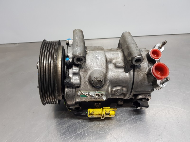 Recambio de compresor aire acondicionado para peugeot 207 urban referencia OEM IAM 9659875780  
