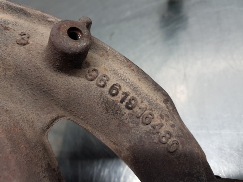 Recambio de colector escape para peugeot 207 urban referencia OEM IAM 0341F9  