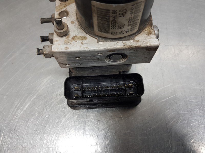 Recambio de abs para peugeot 207 urban referencia OEM IAM 9665344180 4541FY 