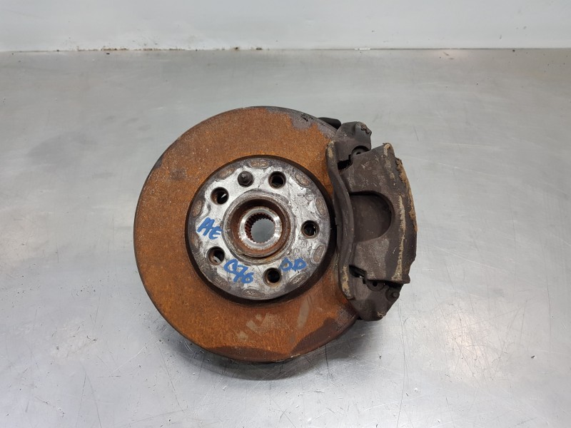 Recambio de mangueta delantera derecha para fiat scudo (222) furgón referencia OEM IAM 1310048080  