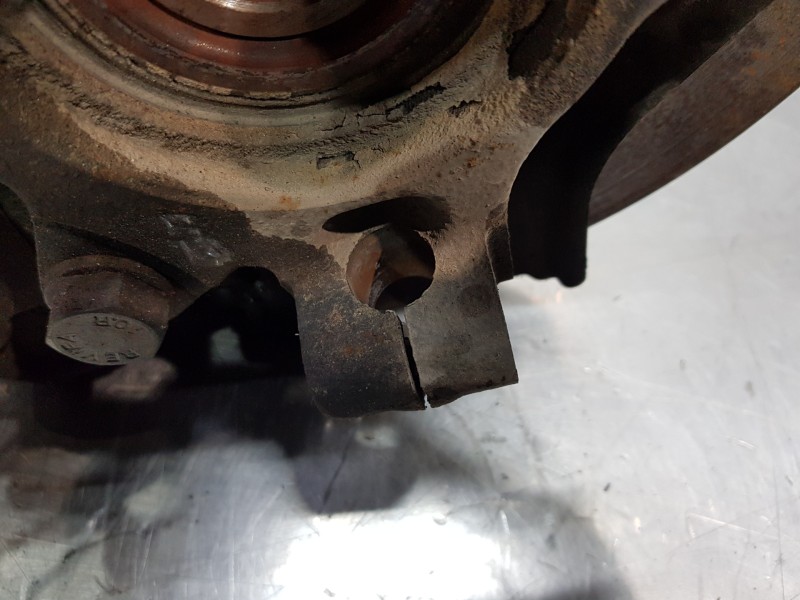 Recambio de mangueta delantera derecha para fiat scudo (222) furgón referencia OEM IAM 1310048080  