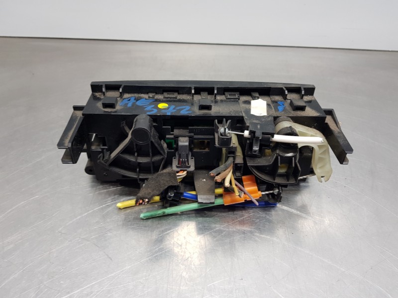 Recambio de mando climatizador para peugeot 207 urban referencia OEM IAM 6451TK  