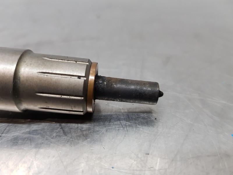 Recambio de inyector para bmw serie x3 (g01) xdrive20d referencia OEM IAM 0445111009  