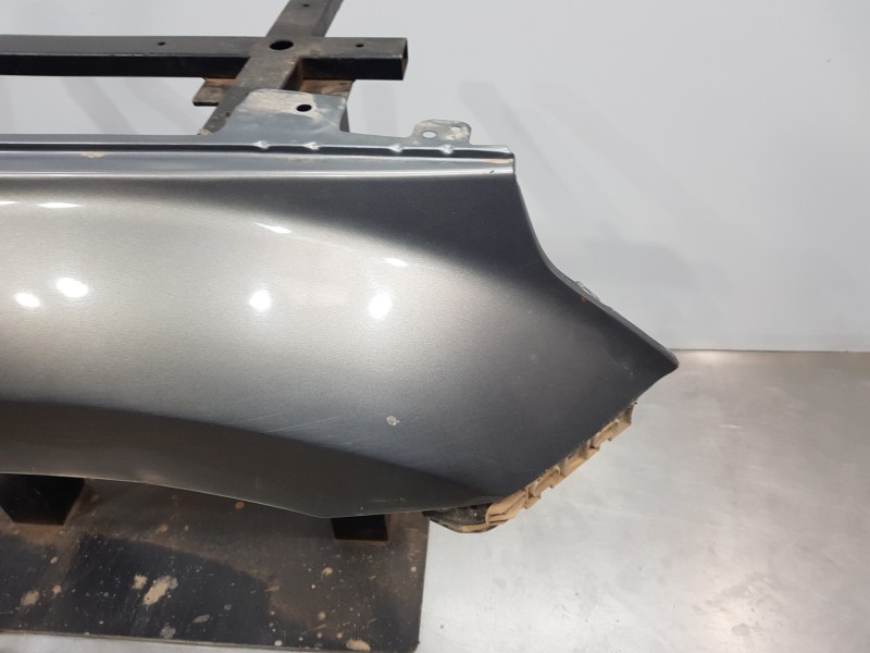 Recambio de aleta delantera derecha para suzuki grand vitara jb (jt) jlx referencia OEM IAM 5761065J10  