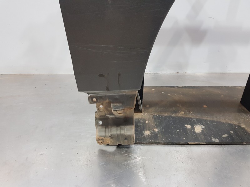 Recambio de aleta delantera derecha para suzuki grand vitara jb (jt) jlx referencia OEM IAM 5761065J10  