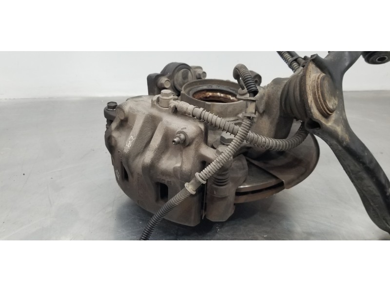 Recambio de mangueta delantera izquierda para ssangyong kyron 200 xdi limited referencia OEM IAM 4121109004  