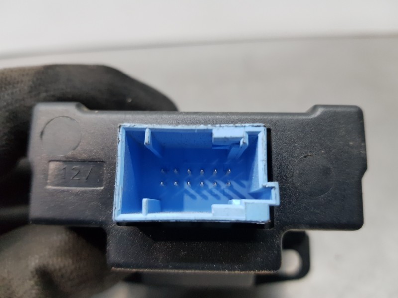 Recambio de freno de mano electrico para renault scenic ii authentique referencia OEM IAM 8200243681  