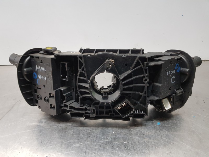 Recambio de mando multifuncion para renault scenic ii authentique referencia OEM IAM 7701060399 82001277280 