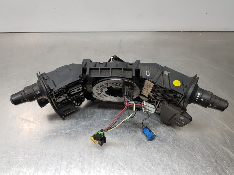 Recambio de mando multifuncion para renault scenic ii authentique referencia OEM IAM 7701060399 82001277280 