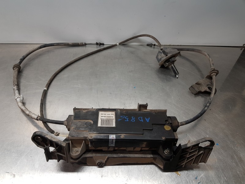 Recambio de freno de mano electrico para renault scenic ii authentique referencia OEM IAM 8200418648  