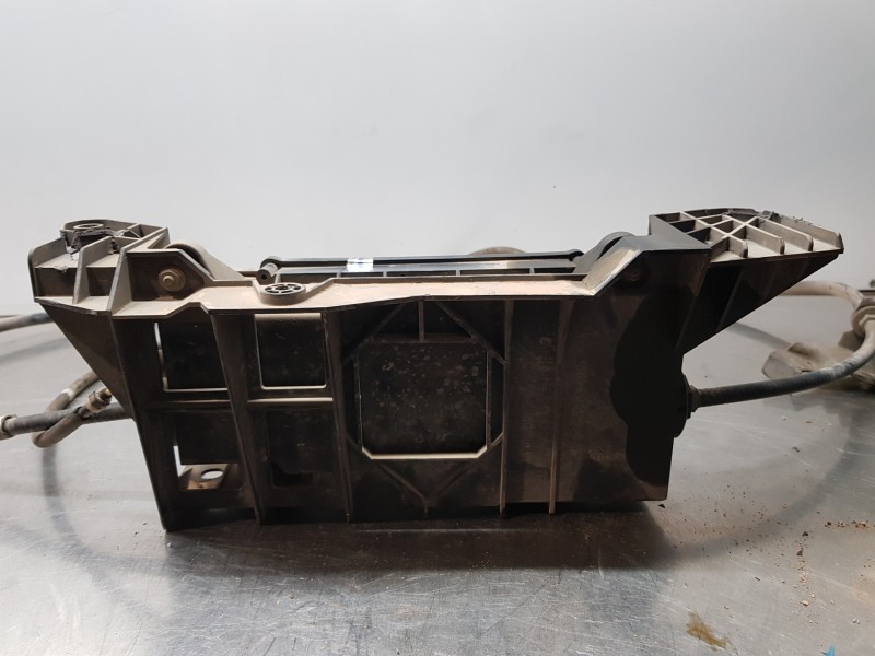 Recambio de freno de mano electrico para renault scenic ii authentique referencia OEM IAM 8200418648  