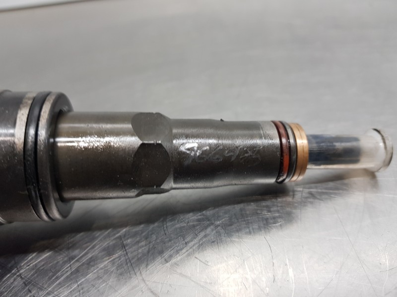 Recambio de inyector para volkswagen golf v berlina (1k1) highline referencia OEM IAM 0414720215  