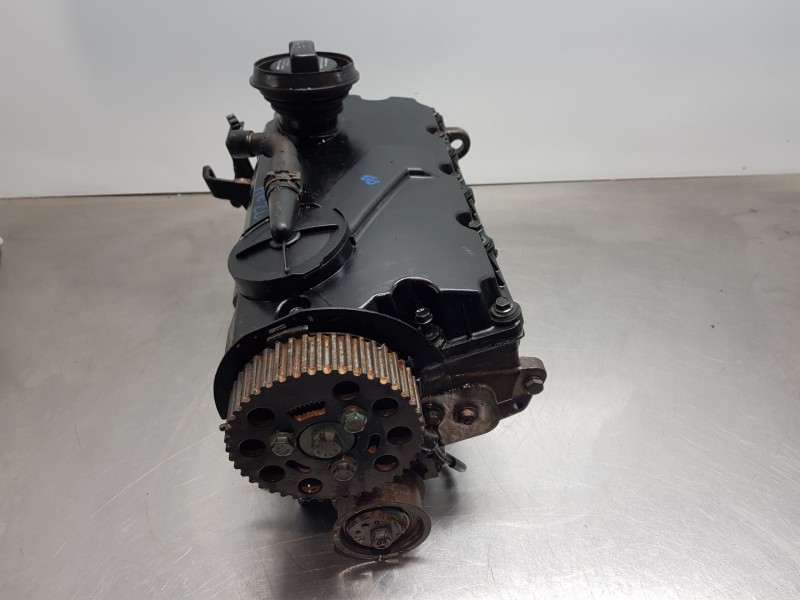 Recambio de culata para volkswagen golf v berlina (1k1) highline referencia OEM IAM 03G103351C  