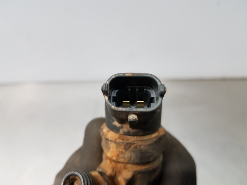 Recambio de inyector para peugeot 308 confort referencia OEM IAM 0445110311  