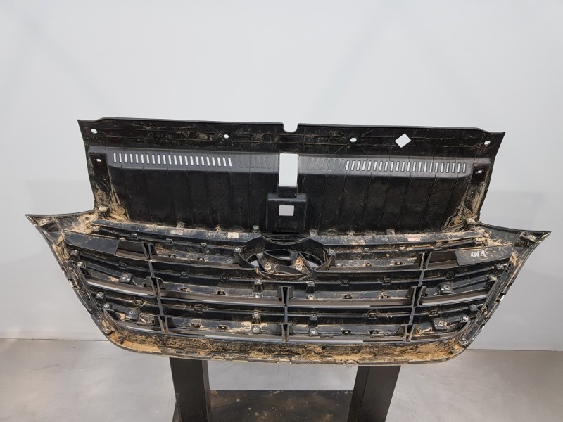Recambio de rejilla delantera para hyundai tucson klass referencia OEM IAM 86350D7100 86342D7000 86300D7000