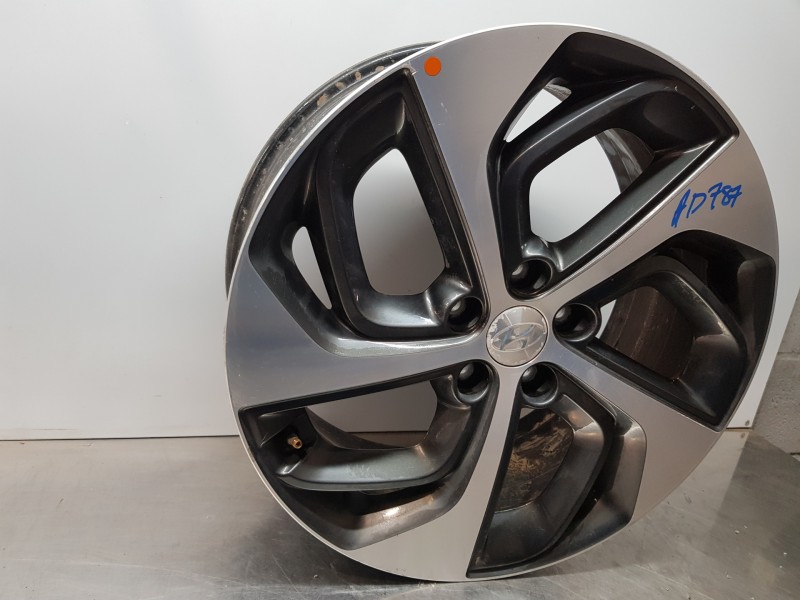 Recambio de llanta para hyundai tucson klass referencia OEM IAM 52910D7460  